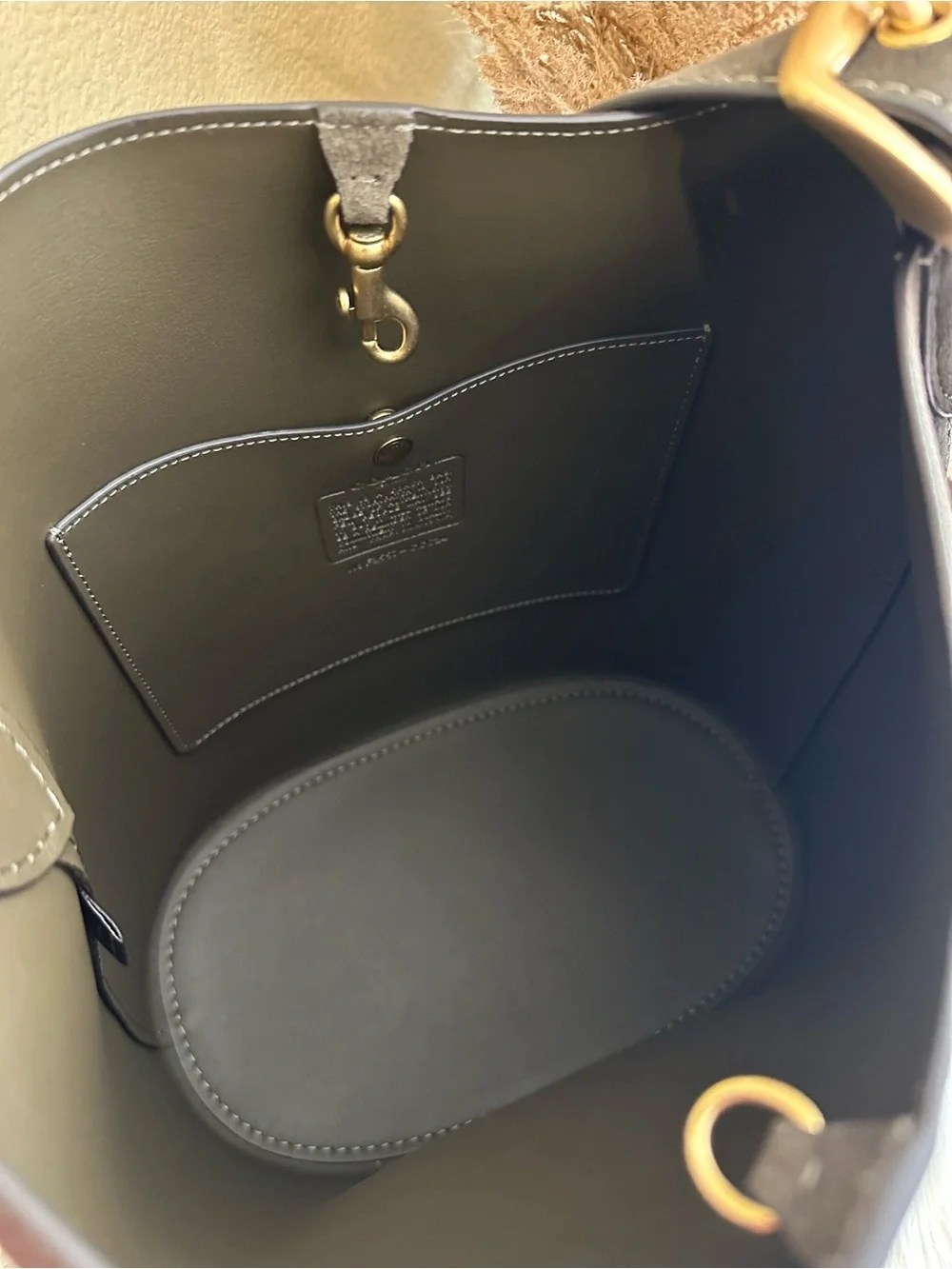 Coach 100% authentic
